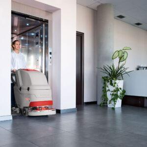 COMAC LAVA ASCIUGA PAVIMENTI ANTEA 50 BTO ORBITALE