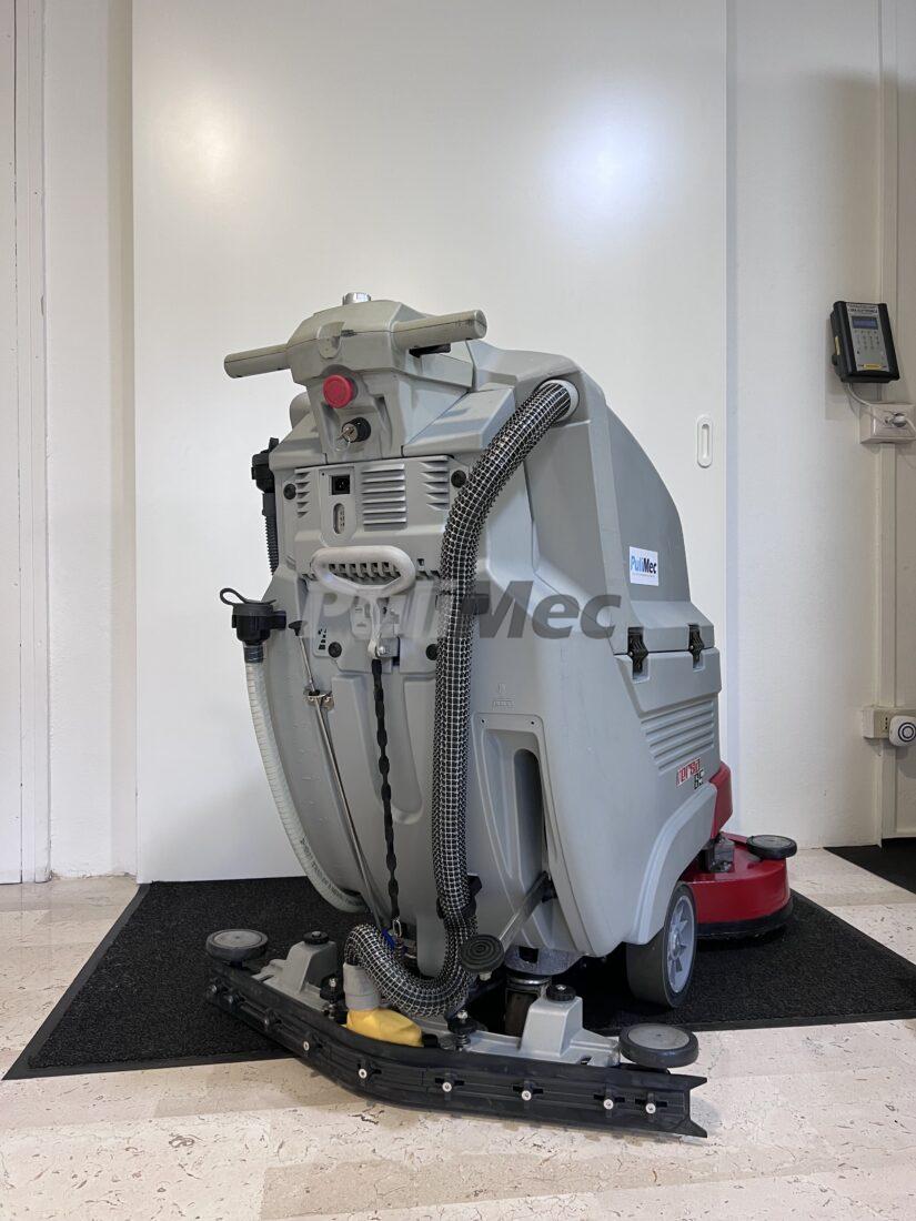 COMAC LAVA ASCIUGA PAVIMENTI VERSA 65 BT CB RICONDIZIONATO - immagine 3